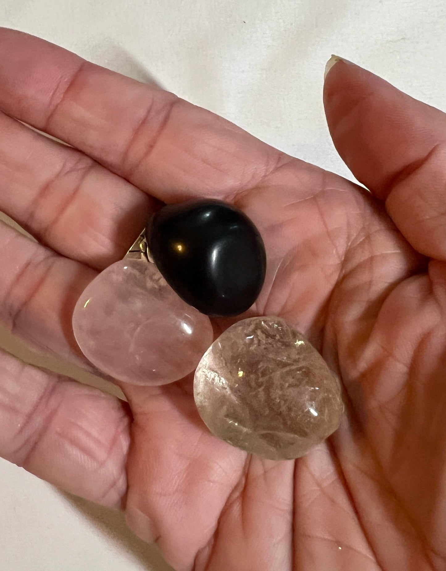 Crystal pouch for letting go