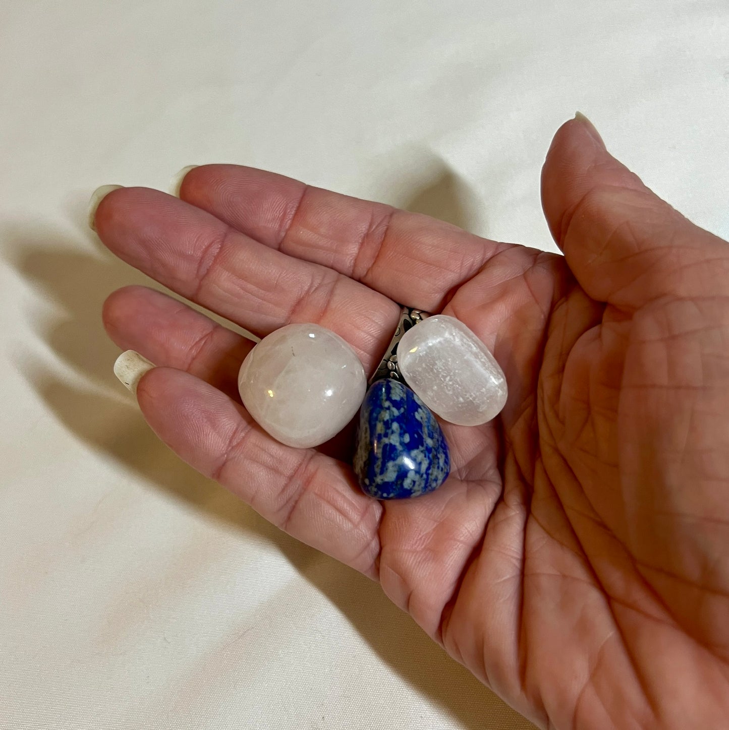 Crystal pouch for taurus, taurus crystals