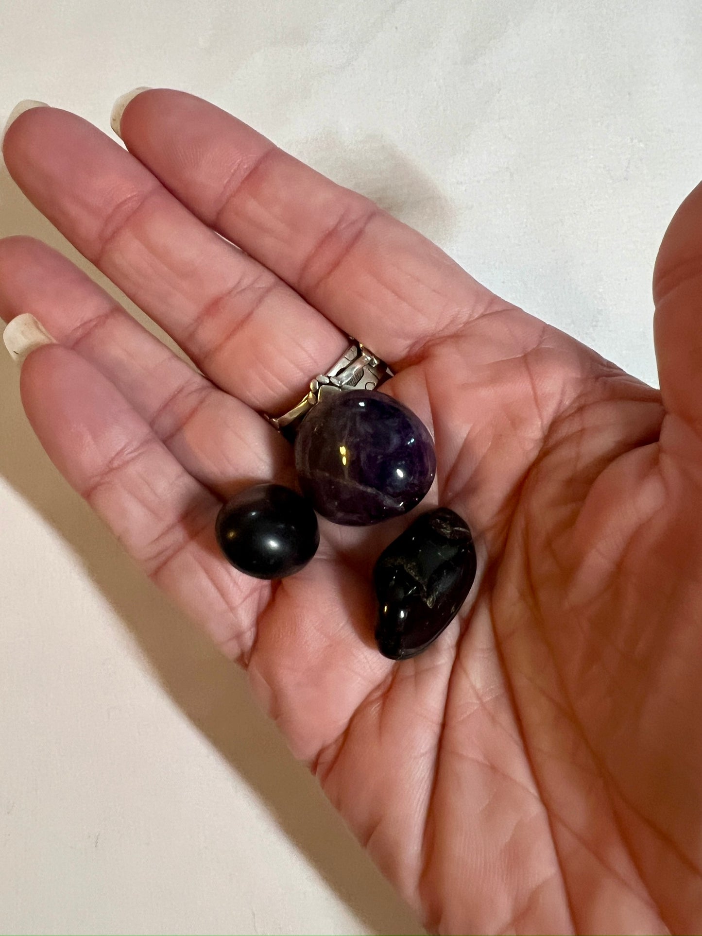 Crystal pouch for protection