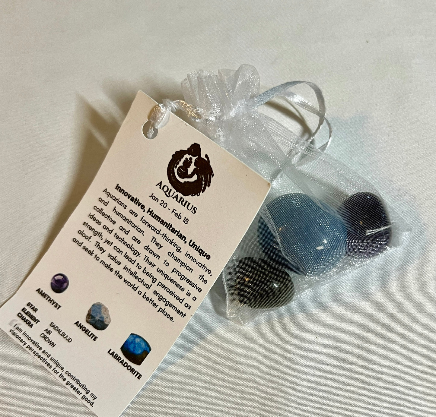 Crystal pouch for aquarius, aquarius crystals
