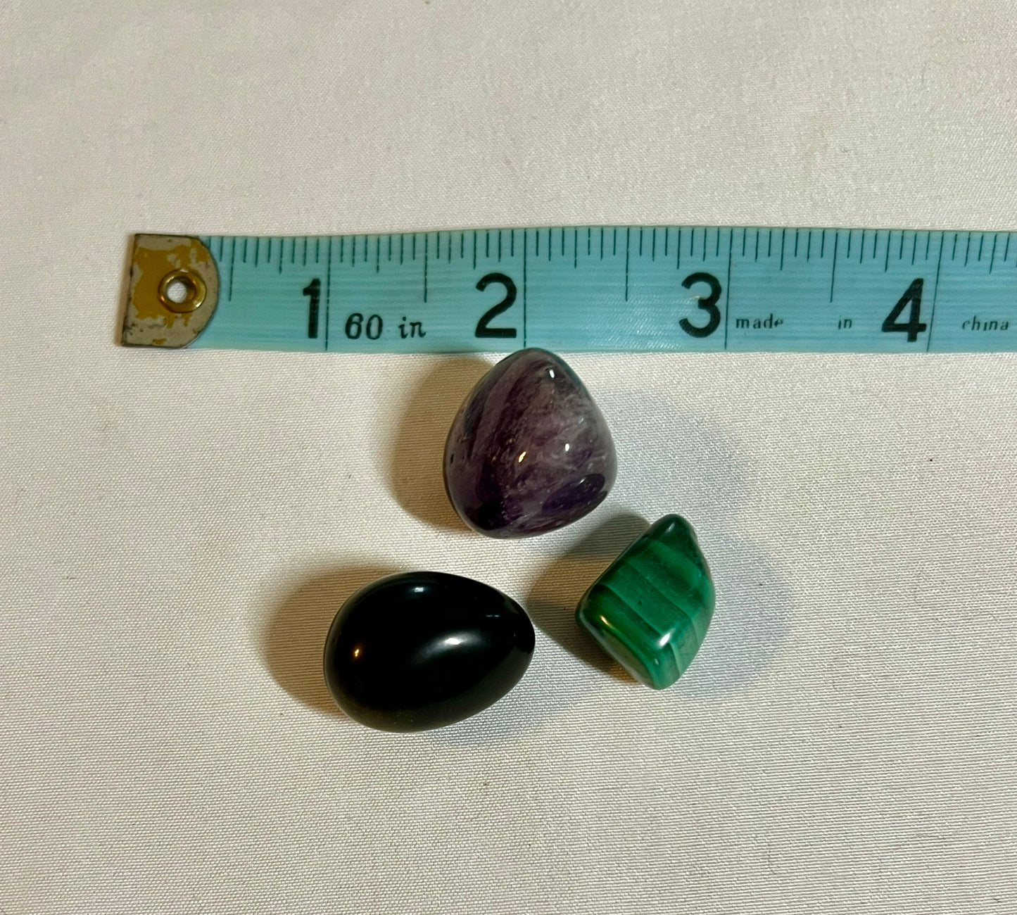 Crystal pouch for scorpio, scorpio crystals