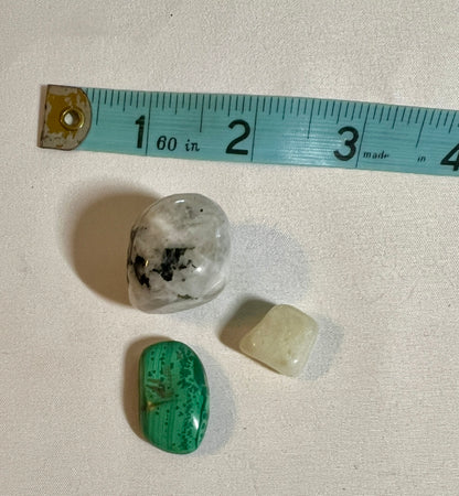 Crystal pouch for accepting change