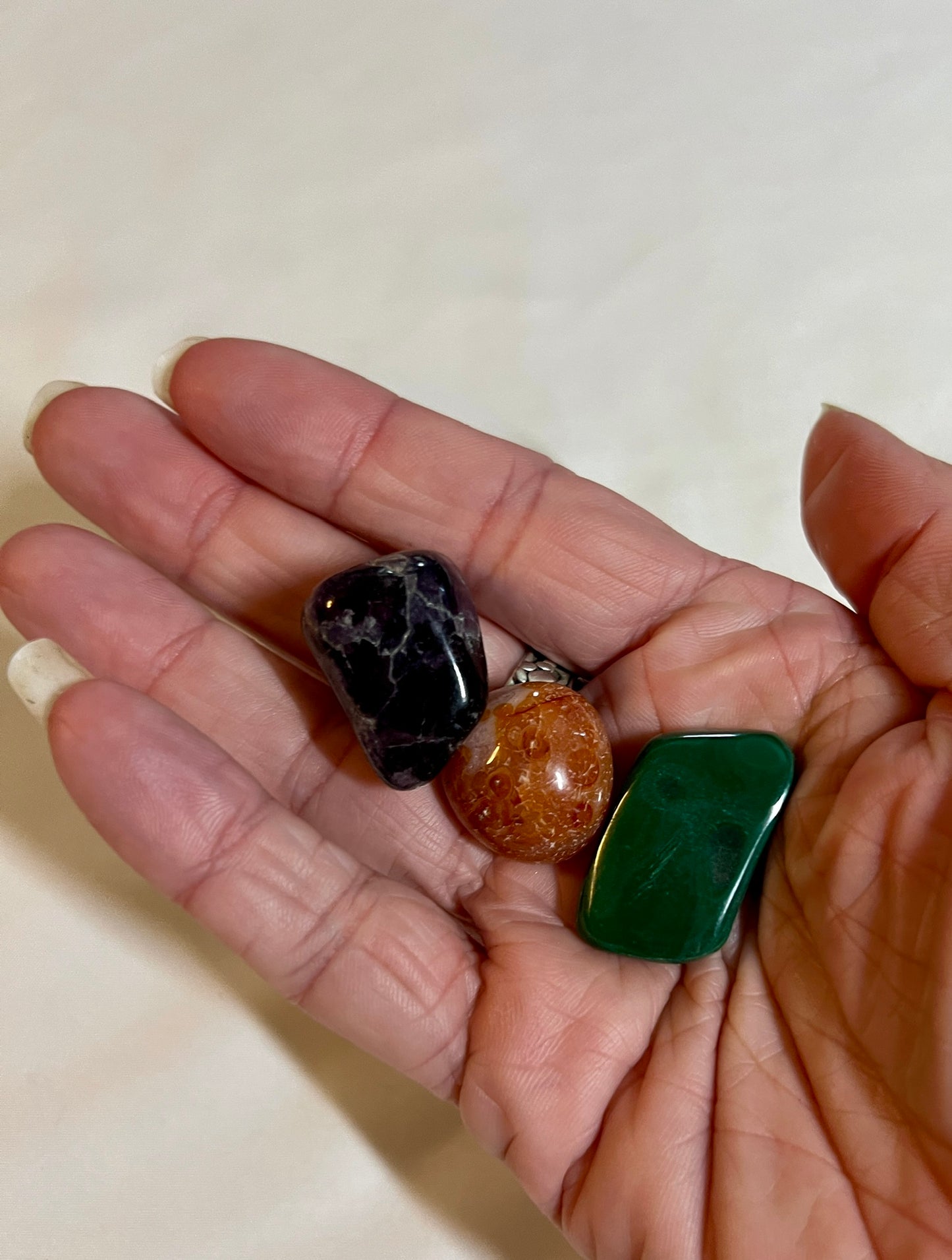 Crystal pouch for capricorn, capricorn crystals