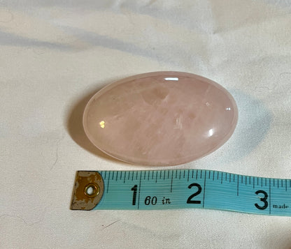 Rose quartz palm stone