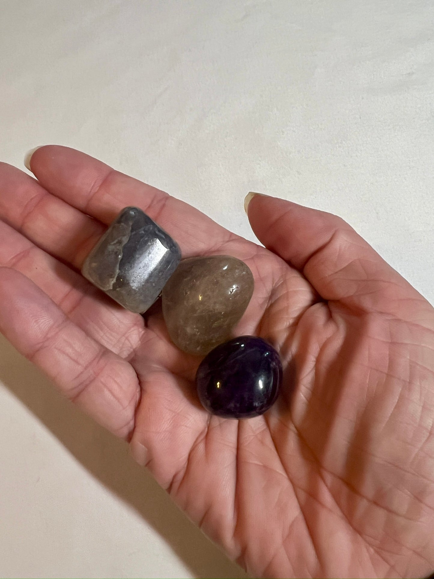 Crystal pouch for addiction