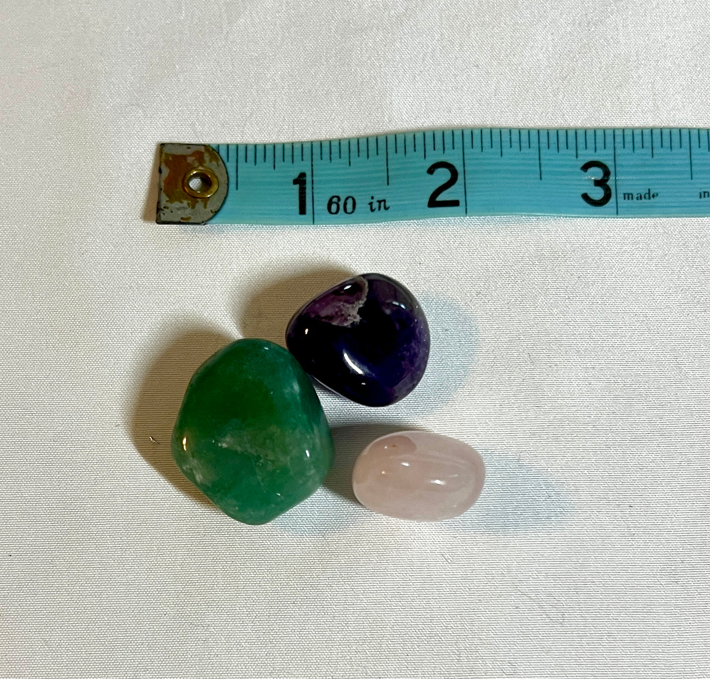 Crystal pouch for well being