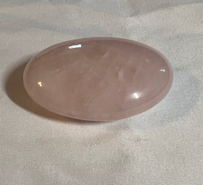 Rose quartz palm stone