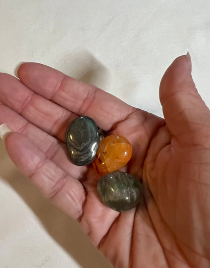 Crystal pouch for concentration