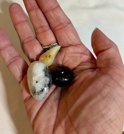 Crystal pouch for emotional balance
