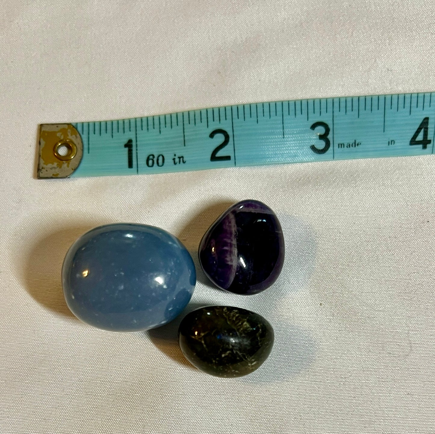 Crystal pouch for aquarius, aquarius crystals